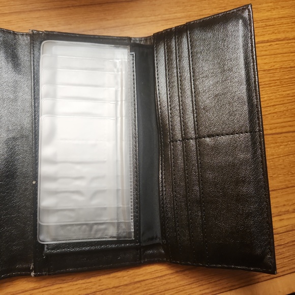 Nine West Black Trifold Wallet with Removable Inner Porfolio - Picture 3 of 4